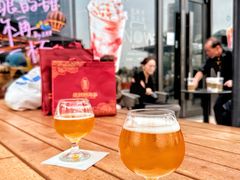 -星巴克臻选(上海合生汇1F店)