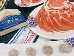 -楼外楼大刀肉传统火锅居(博学路店)