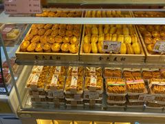 -金色麦甜糕点(面包.蛋糕.华苑店)