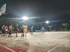 -金鸡岭桥头公园
