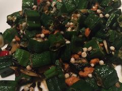 榄菜炒秋葵-长崎家日式料理(人民大街店)