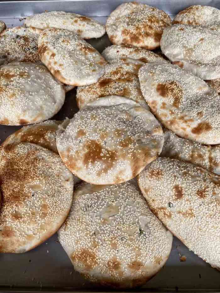 双塔王氏烧饼(东港新村店)-"作为苏州人,对大饼油条那真的是情有独钟