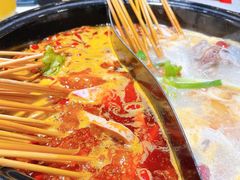 大骨汤-钢管厂五区小郡肝串串香(南山店)