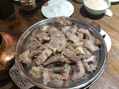 手扒肉-蒙亨·手把肉·蒙古包文化主题餐厅(天恒广场店)