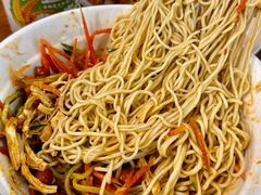 -牛一嘴·兰州牛肉面·大盘鸡(财富中心店)