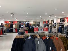 -优衣库(昆明七彩METOWN购物中心店)