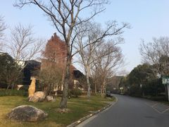-上海怡沁园度假酒店