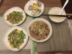 -优护佳医护级月嫂(和睦家浦西店)