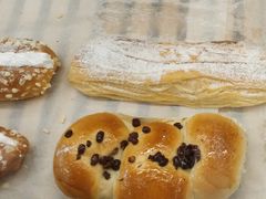 -光明牛奶棚(南泉店)