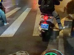 -夏氏怪老头·扬州狮子头(天山西路店)