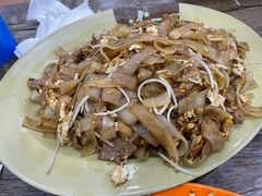 牛肉鸡蛋炒牛河-贞姨美食·老字号海鲜大排档