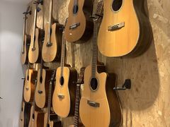 -属音琴行(成山路店)