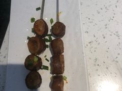 -三人行骨头王火锅(长寿店)