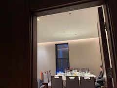 -静之湖湖畔餐厅