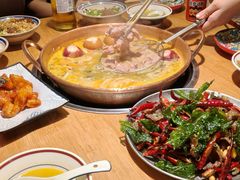 -洱火云南酸菜牛肉火锅(石景山当代商城店)