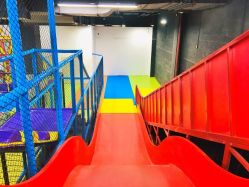 -蹦贝运动中心·蹦床·攀岩·闯关(龙岗店)