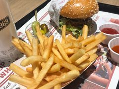 -The Habit Burger Grill 哈比特汉堡(爱琴海店)