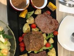 -必胜客(阿罗海店)