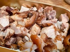 招牌肘子浇汁米饭-有肉食·虎九闽菜(798艺术区店)
