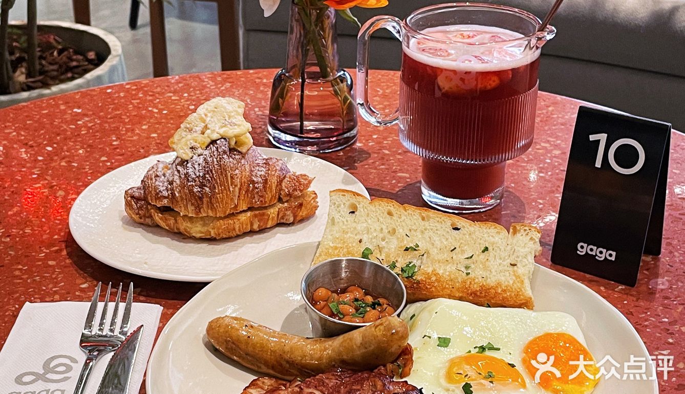 不穿正式点都不敢进这家gaga😅