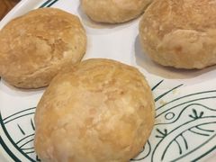 玫瑰鲜花饼-云海肴·云南小炒·汽锅鸡(天津国金汇店)