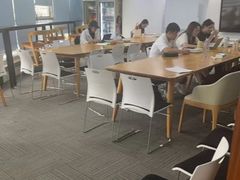 -新航道雅思托福·留学·考研培训(人民广场校区)