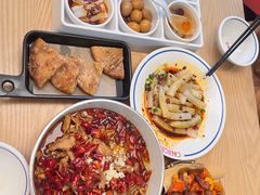 -蓉李记成都名小吃(武汉经开万达店)