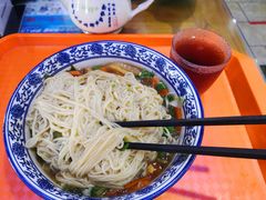 -伊穆祥牛肉面总店·清真