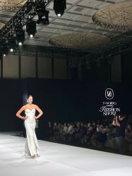 -Renee芮亦婚纱(原丽莎)