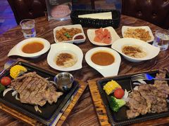 -阪尚皇·原切牛排·烤肉火锅自助(北京路店)