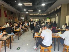 大堂-范贤光鸡公煲(平乐园总店)