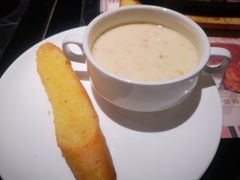 培根腿蓉粟米浓汤配奶香片-半秋山西餐厅(巴南万达广场店)