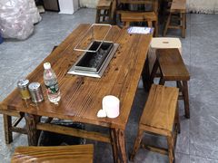 大堂-老广烧烤(骆驼山康馨园店)