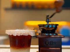 -深圳国际会展中心希尔顿酒店(前海华发冰雪世界店)