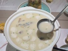 -荷花亭·湖北融合菜(中商广场店)