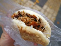 -烤鸭肉夹馍鸭汤店