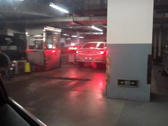 -百盛优客城市广场-停车场