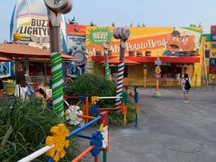 -Lotso Lunch Box 草莓熊餐盒