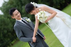 -雅云婚纱摄影工作室旗舰店