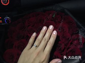 选店理由：因为经费有限