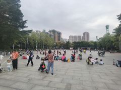 -烈士陵园(地铁站)