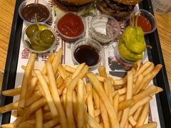 -The Habit Burger Grill 哈比特汉堡(爱琴海店)