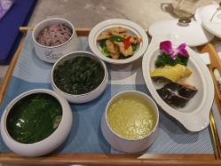 -安雅国际月子会所(拱北森宇富通店)