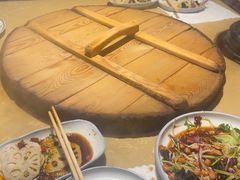 -万里闯关东铁锅炖菜馆(高新旗舰店)