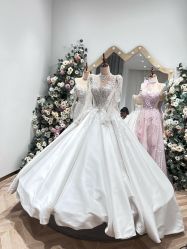 -NaNa婚纱礼服馆