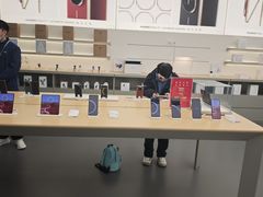 -华为授权体验店(中山公园来福士)