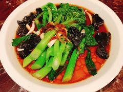 豆豉鲮鱼油麦菜-新白鹿餐厅(爱琴海购物中心店)
