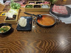 -呷哺呷哺 小火锅 (浦东新欧尚超市店)