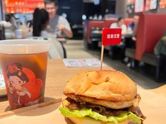 -必胜客(新中纬店)