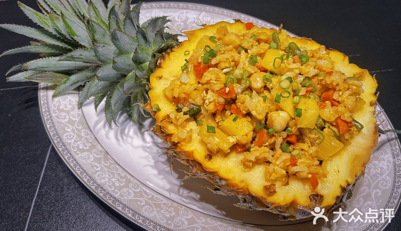 酸甜口的【🍍菠萝饭🍚】～太适合微热的春夏了！